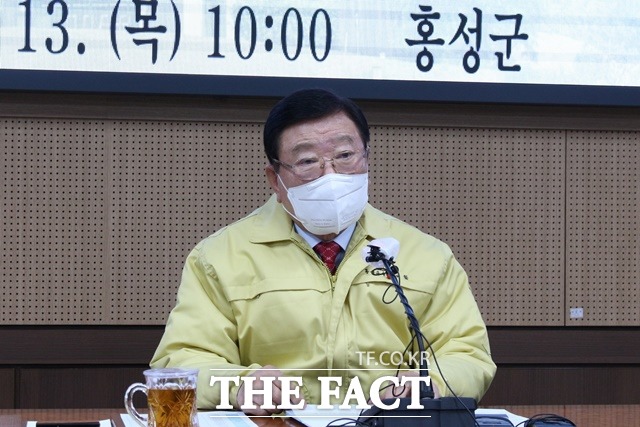 김석환 홍성군수는 13일 군청 회의실에서 신년 기자간담회를 개최했다. /홍성=최현구 기자