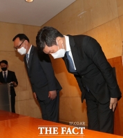  고개숙인 정몽규 HDC 회장 [포토]