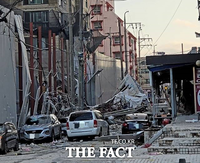  광주 현산 신축아파트 붕괴 사고 7일째…고층부 수색 나선다