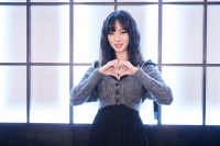  '내 안의 또 다른 나'…유주, 거침없는 솔로 데뷔(종합)