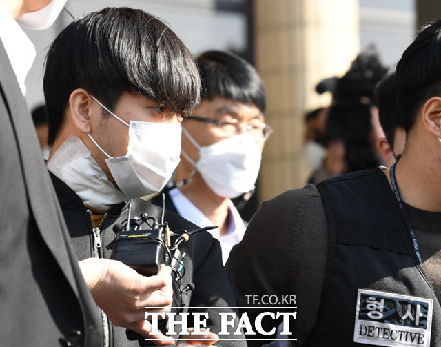 서울 노원구의 한 아파트에서 세 모녀를 살해한 혐의로 기소된 김태현(26)이 2심에서도 무기징역을 선고받았다./ 임세준 기자