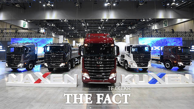 국내 최초 공개된 대형트럭 맥쎈과 중형트럭 구쎈