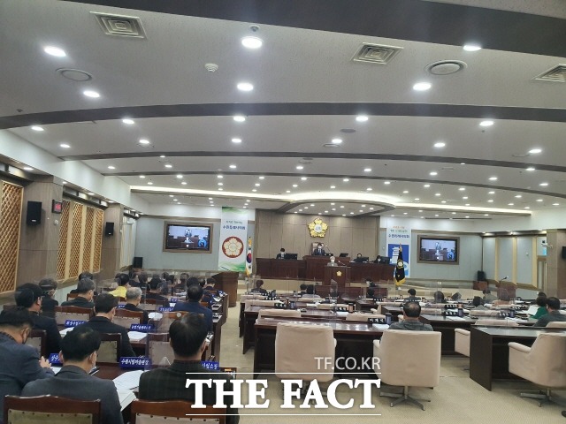 수원시의회 제364회 임시회 제2차 본회의에서 5분 발언을 하고 있는 윤경선 의원./ 수원= 김경호 기자