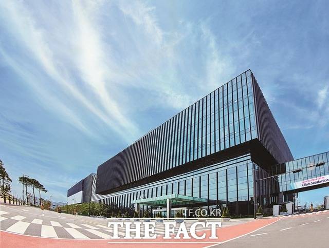 삼성바이오로직스가 지난해 연간 기준 매출 1조5680억 원, 영업이익 5373억 원을 기록했다. /삼성바이오로직스 제공