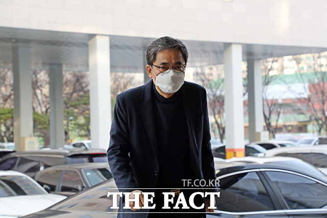 화천대유 50억 클럽 의혹을 받는 곽상도 전 국민의힘 의원과 대장동 개발 의혹의 핵심인물 남욱 변호사와 관계에 관심이 쏠린다./더팩트 DB