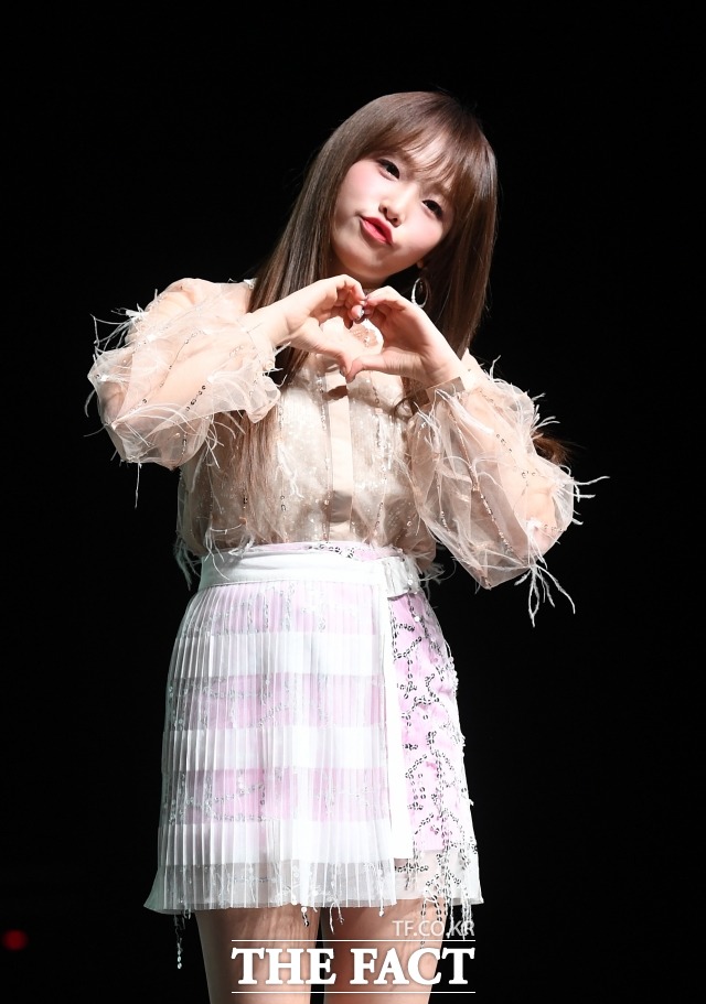 가수 최예나가 스태프의 코로나19 확진으로 PCR 검사를 진행했으나 음성 판정을 받았다. /더팩트 DB