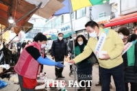  최대호 안양시장 전통시장, 군부대 등 방문 격려
