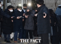  '주식 투자에 공금횡령'…강동구청 공무원 검찰 송치