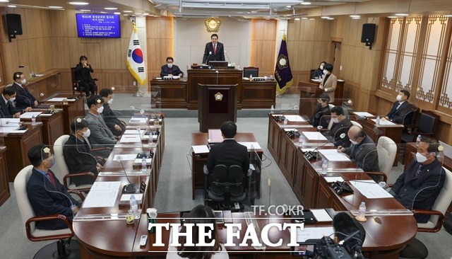 홍성군의회는 4일 새해 첫 임시회 개회식을 시작으로 15일까지 12일간의 일정으로 제283회 임시회 의정활동에 돌입했다. /홍성군의회 제공