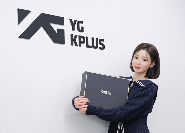  스마일게이트 가상인간 한유아, YG케이플러스와 전속계약