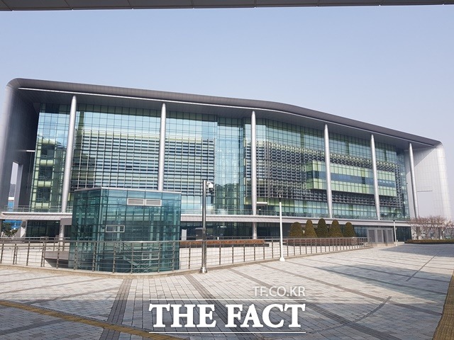 충남도가 전국 청년을 대상으로 맞춤형 청년 유입 정책을 추진한다.