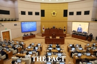  대전시의원 코로나19 확진...접촉자 신속항원검사 안내