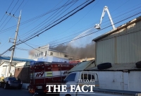  대구 서구 물류창고서 불...인명피해 없어