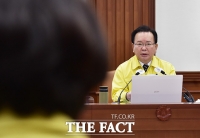  김부겸 '위중증·사망 안정적 관리되면 방역정책 개편'