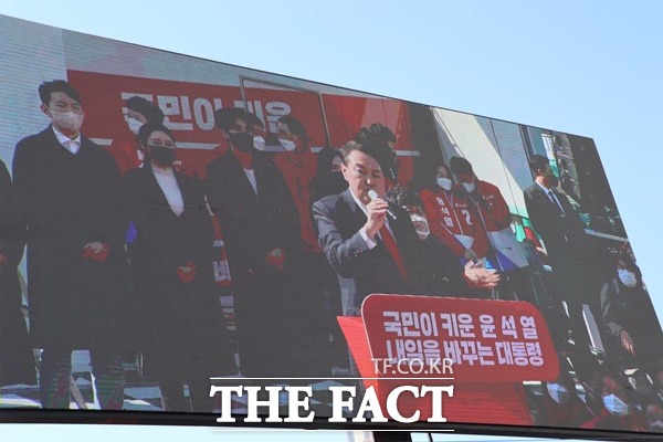 윤석열 대선 후보는 수원과 경기도의 발전에 관해서도 이 지역이 실질적으로 발전할 수 있는 합당한 약속을 분명하게 한다고 했다./이상묵 기자