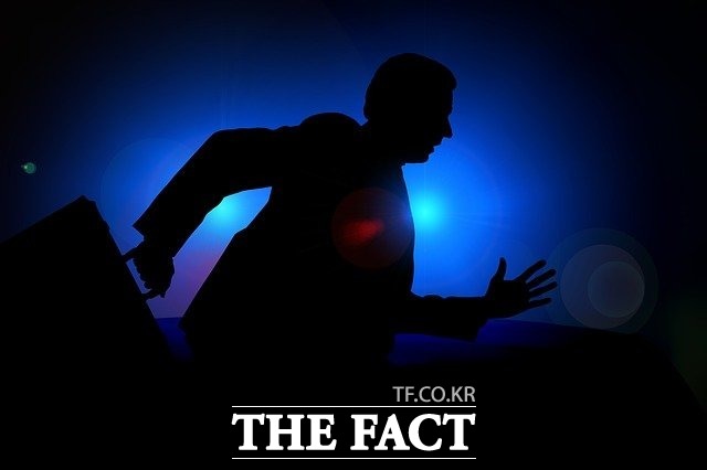 보이스피싱 현금 수금책이 경찰을 사칭한 남성에게 당한 웃지 못할 사건이 발생했다. 사진은 기사와 관련 없음 / 픽사베이