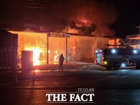  의성 사과 저장 창고서 불...2억 7400여만원 재산피해