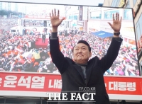  [대선 2022] D-1, 윤석열 제주-부산 전국 누비며 '지지 호소'