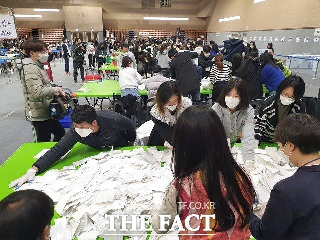 20대 대선 세종시 개표장이 마련된 정부세종청사 체육관 / 세종= 최준호 기자