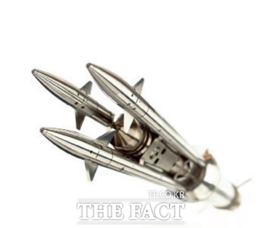 스타스트리크 미사일에 장착된 자탄 세 개. /탈레스영국