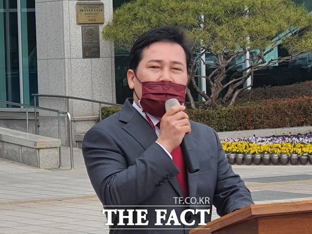 강노산 대전 서구의원이 11일 대전 서구청장 출마를 선언하고 있다. / 대전 = 김성서 기자