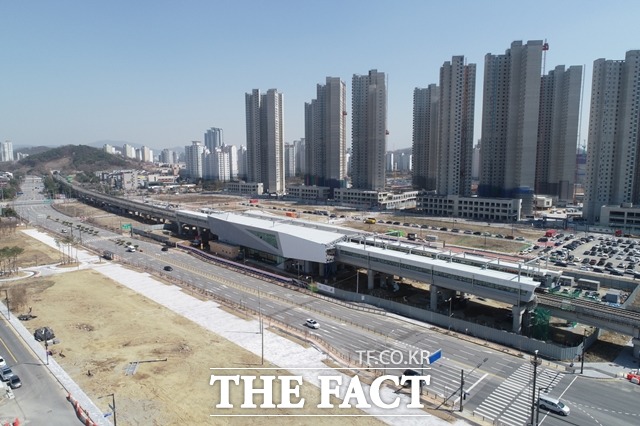 19일부터 수도권 광역전철과 천안 시내버스의 환승 할인이 시행된다. 탕정역 / 더팩트 DB