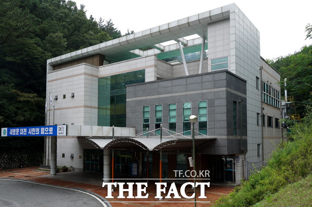 대전시설관리공단은 최근 화장 수요 증가에 따른 시민 불편을 해소하기 위해 정수원 화장시설 가동률을 최대 39% 가량 늘린다/ 대전 정수원 전경