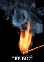  남편의 ‘이혼 요구’에 열받아 기숙사에 ‘불 지른 여성'...재판부는?