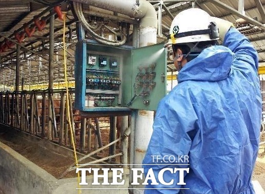 정읍시 관계자는 “축사 화재는 예방이 최우선이므로 무엇보다도 축산농가의 안전의식이 선행되어야 한다”며 “축산농가의 주도적인 안전관리와 안전 수칙을 철저히 지킨다면 더 이상 축사 화재로 인해 피해를 보는 일이 없을 것”이라고 말했다. / 정읍시 제공