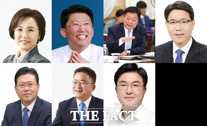 더불어민주당 천안시장 후보군이 잇따라 예비후보등록을 완료했다. 천안시장선거에 출사표를 던진 민주당 김연, 김영수, 이규희, 이재관, 장기수, 한태선, 황천순. / 더팩트DB