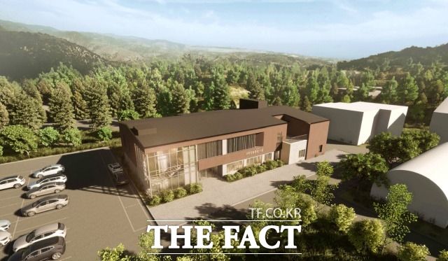 무주군은 안전한 먹거리, 생산·유도와 최신 농업인 교육시설 확충으로 고품질 농산물 생산기술을 배양, 농가소득을 올리기 위해 과학영농종합시설을 마련 한다고 23일 밝혔다. /무주군 제공