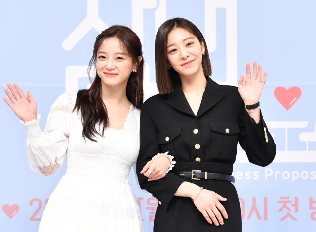 배우 김세정과 설인아가 SBS 사내맞선에서 활약하며 시청률 상승을 돕고 있다. /SBS 제공