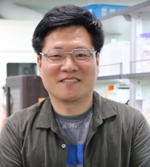 공주대 김상기 교수가 농림부 지원을 받아 반려동물 항암치료제 개발에 나섰다. / 공주대 제공