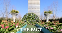  대전신세계, 옥상 하늘공원서 '봄 꽃 정원' 펼쳐