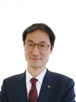  박종욱 KT 대표, 주총 선임 앞두고 사퇴…