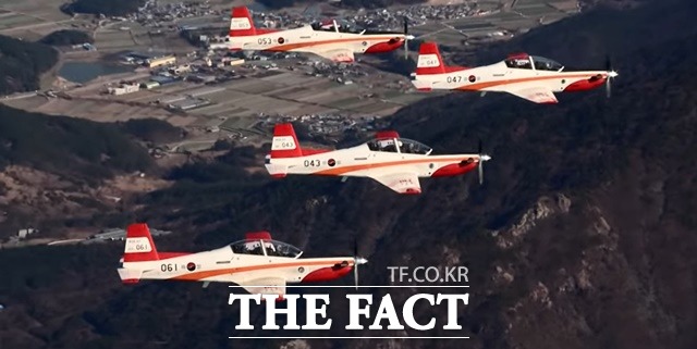 편대비행중인 KT-1 기본훈련기. 사진=KAI유튜브