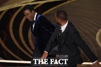  '시상식 폭행' 윌 스미스, 美 아카데미 회원 자진 반납