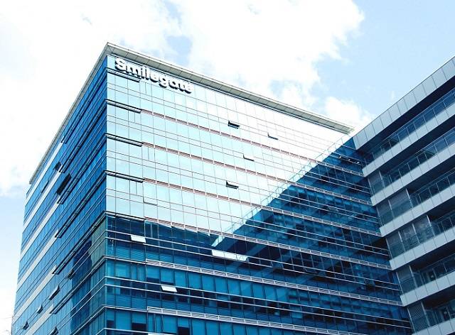 스마일게이트가 오는 30일까지 2022 게임 개발자 대규모 공개 채용을 한다. /더팩트 DB