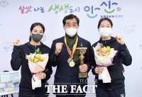  안산시, 여자 펜싱 월드컵 서지연·최수연 선수 단체전 금메달