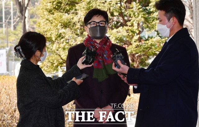 서울중앙지검 형사1부(이선혁 부장검사)는 6일 채널A 강요미수 사건을 수사한 결과 한동훈 검사장에 대해 증거 부족으로 혐의없음 처분을 내렸다고 밝혔다. 제보자X 지모씨에 대해선 명예훼손 혐의로 불구속기소 했다./임영무 기자