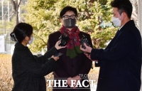  검찰, 한동훈 무혐의…'휴대폰 풀기 실효성 없어'