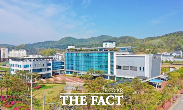 임실군이 원예산업과 농협산지유통 분야 평가에서 모두 전국 1위를 휩쓸면서 통합마케팅 최우수 지자체로 우뚝 섰다. 사진 임실군청 전경. /임실군 제공