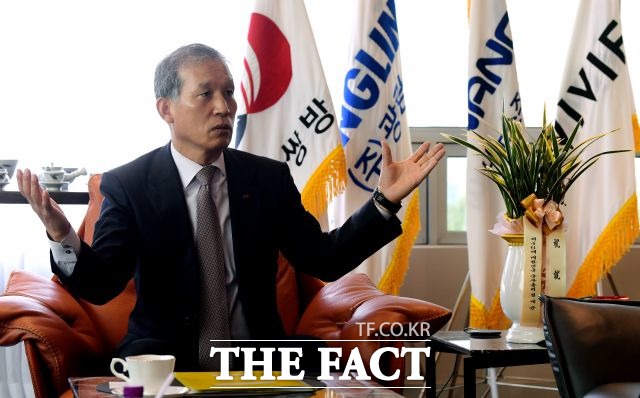 양선길 쌍방울그룹 회장(사진) 등 쌍방울그룹 고위 관계자들이 이재명 더불어민주당 상임고문을 1000만 원씩 후원했고, 문재인 정부 시절 광림이라는 계열사가 급성장, 새 정부와 불편할 것이라는 전망이 나오고 있다. /이선화 기자