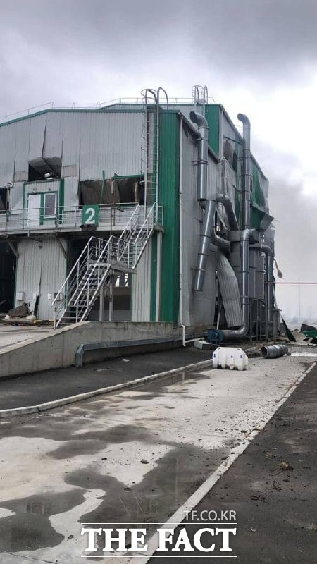 러시아 공군기들이 표적으로 삼은 우크라이나 미클라이우시의 곡물저장시설./디펜스블로그