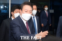  인수위로 출근하는 윤석열, '오후 2차 인선 발표' [TF사진관]