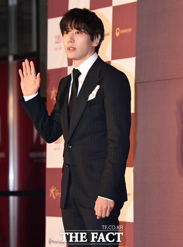 2019년부터 활동이 뜸했던 박효신이 3년 간 음원 수익금이나 계약금을 받지 못해 현 소속사와 법적 분쟁을 겪고 있다고 털어놨다. /더팩트 DB