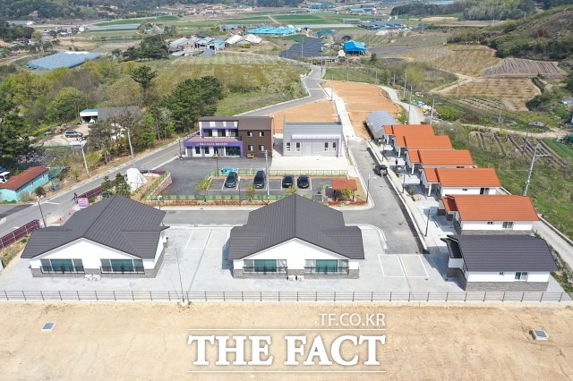 정읍시 관계자는 “도시민들에게 정주 여건과 농촌 체험의 기회를 제공함으로써 예비귀농 · 귀촌인의 정착률 향상에 크게 기여할 것으로 기대된다”며 “귀농 · 귀촌을 고민하는 도시민의 많은 지원과 참여를 바란다”고 말했다. / 정읍시 제공