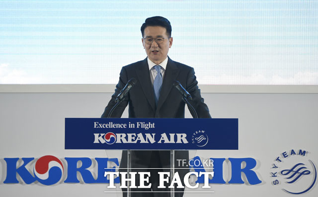 조원태 한진그룹 회장이 21일 주한미국상공회의소 주최 세미나에 참석해 대한항공의 아시아나항공 인수는 미국 경제에 대한 한국의 기여도 높일 것이라고 말했다.