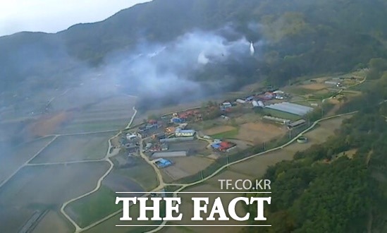 홍성군 장곡면 광성리 야산에서 발생한 산불. / 산림청 제공