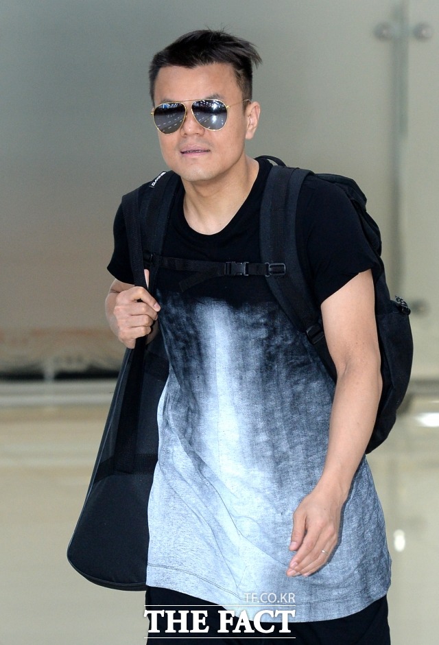 25일 JYP엔터테인먼트는 전 거래일 대비 1.74% 오른 5만8600원에 장을 마감했다. 사진은 박진영 JYP엔터테인먼트 최대주주 겸 이사. /더팩트 DB